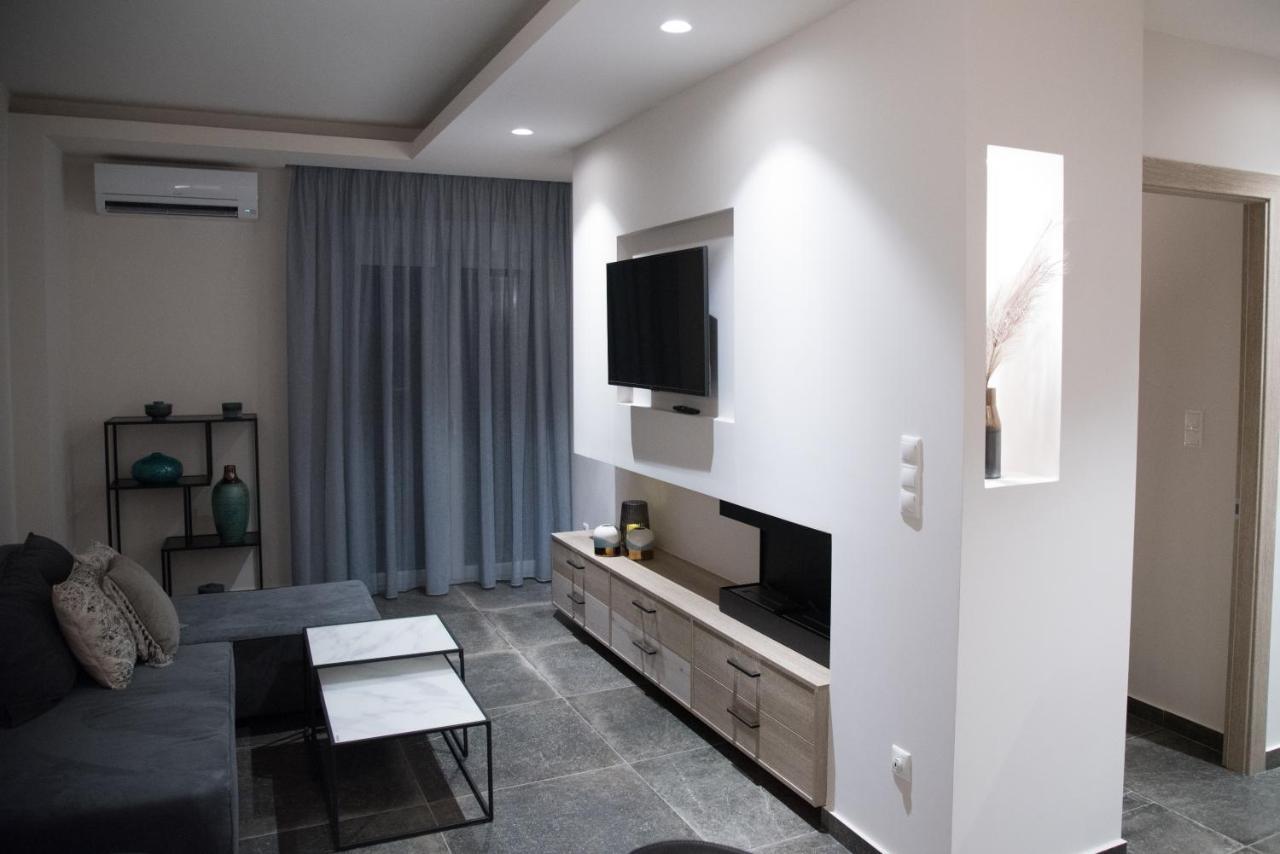 Loutraki Hidden Gem V Apartment Bagian luar foto