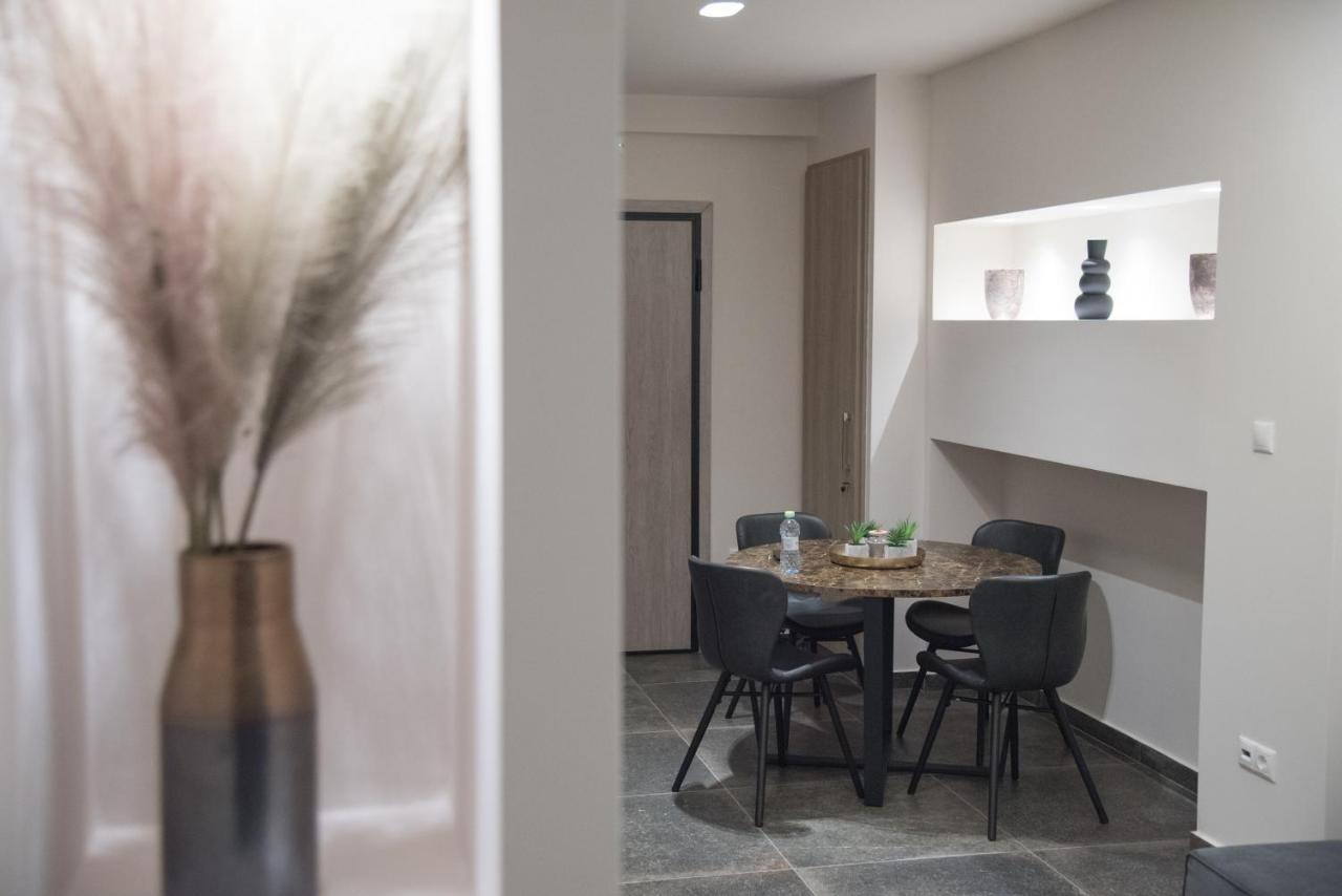 Loutraki Hidden Gem V Apartment Bagian luar foto