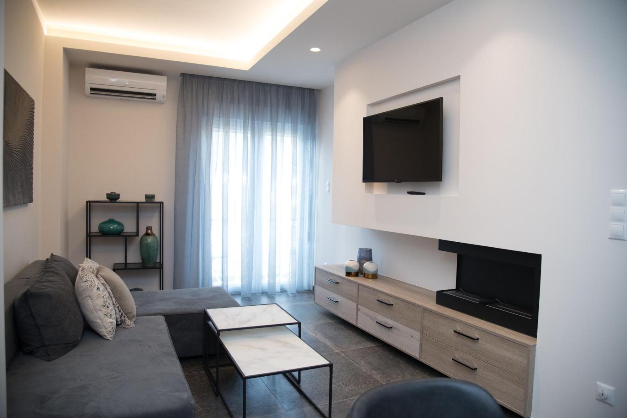 Loutraki Hidden Gem V Apartment Bagian luar foto