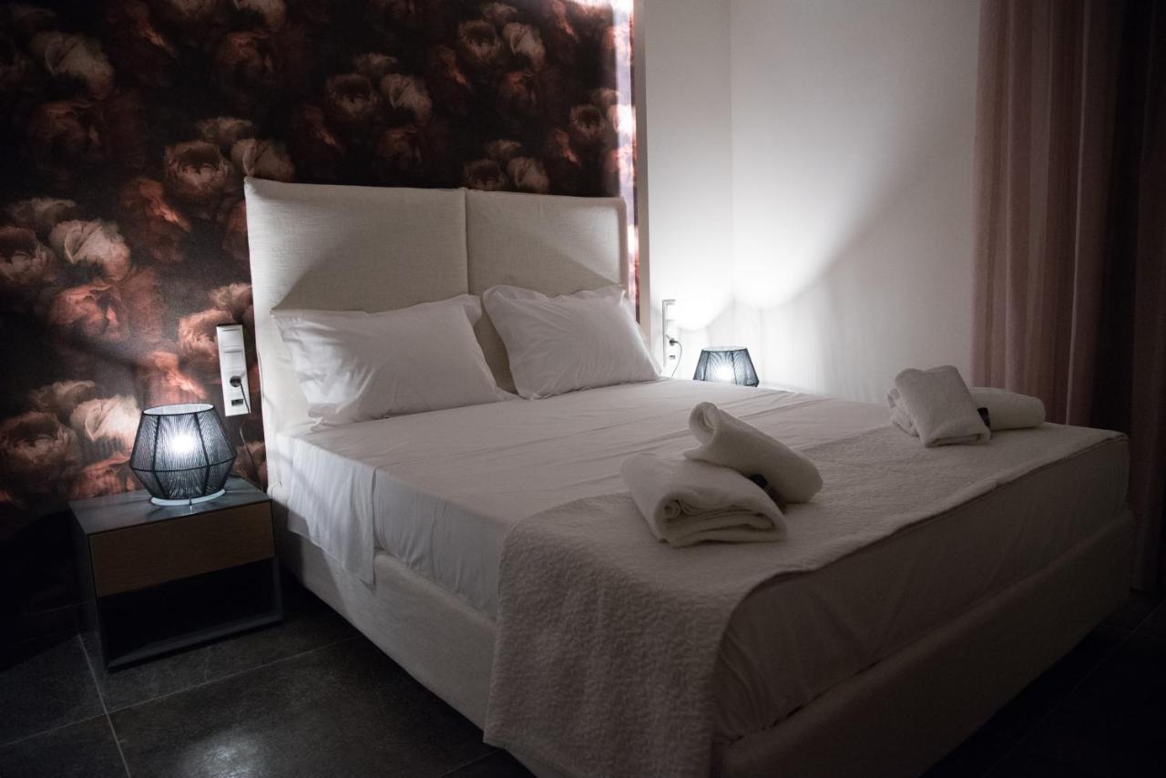 Loutraki Hidden Gem V Apartment Bagian luar foto
